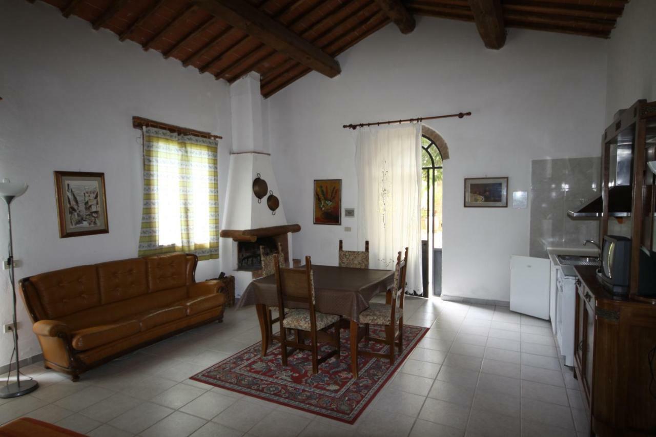 Casa Vacanze Good Buy San Gimignano Exterior foto