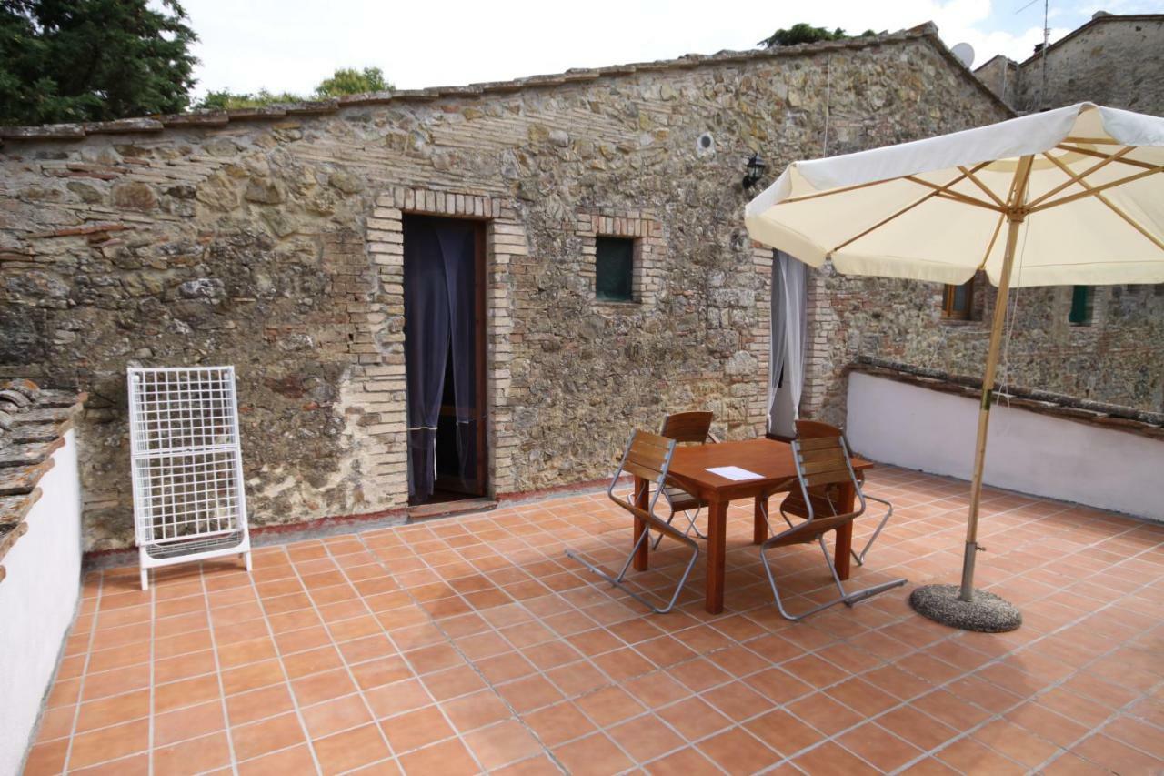 Casa Vacanze Good Buy San Gimignano Exterior foto